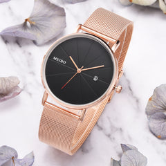 Sporty Quartz Watch with Mesh Band